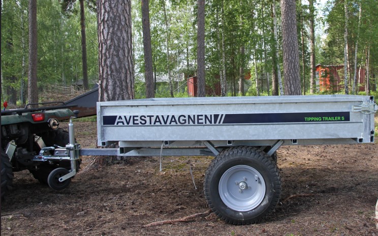 Tipping Trailer S Grass